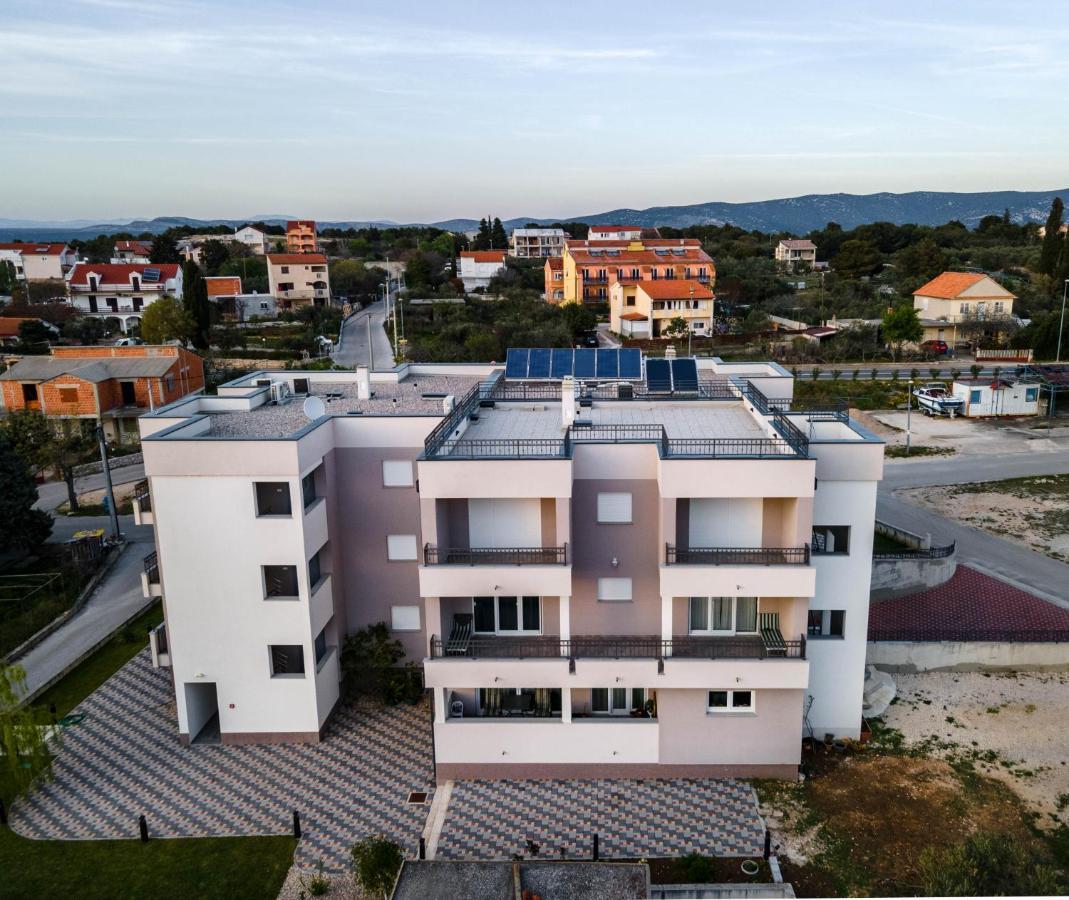 Apartmani Dalmacija Drage Exteriör bild
